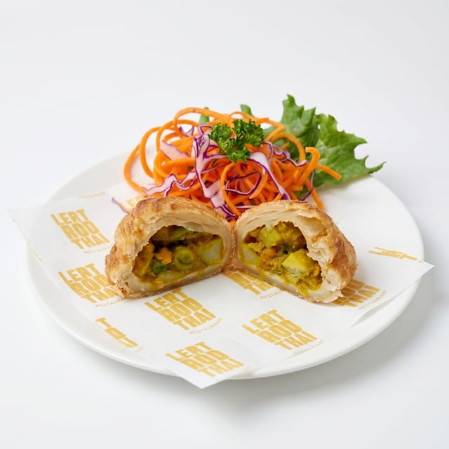 Veggie Curry Puff.